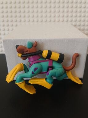 2008 Hanna-Barbera Character Ltd - Scuba Scooby Doo Figure - Diving Wet Suit